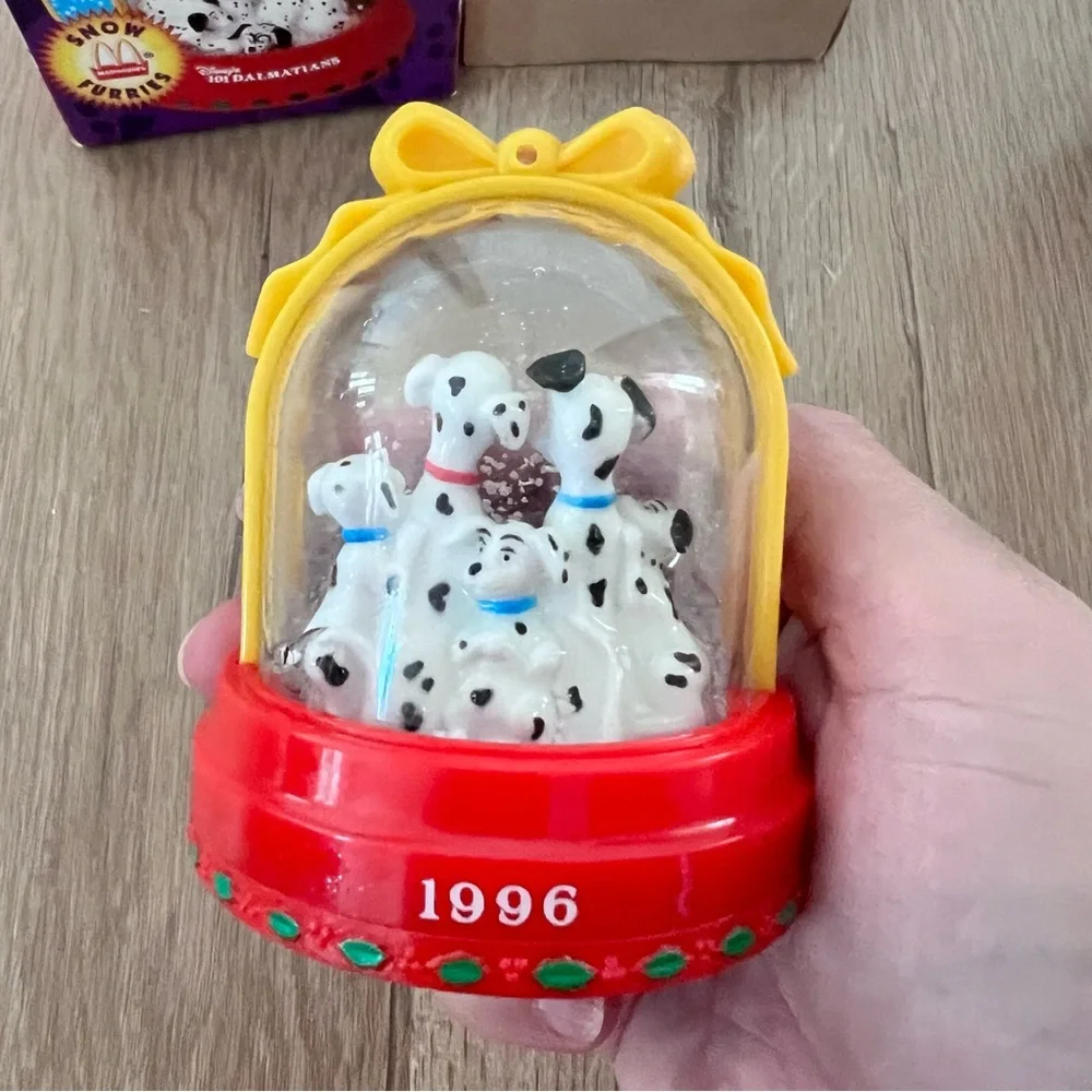 Snow‎ Dome ~ McDonalds 101 Dalmatians Snow Dome 1996 Happy Meal Toy - NIB